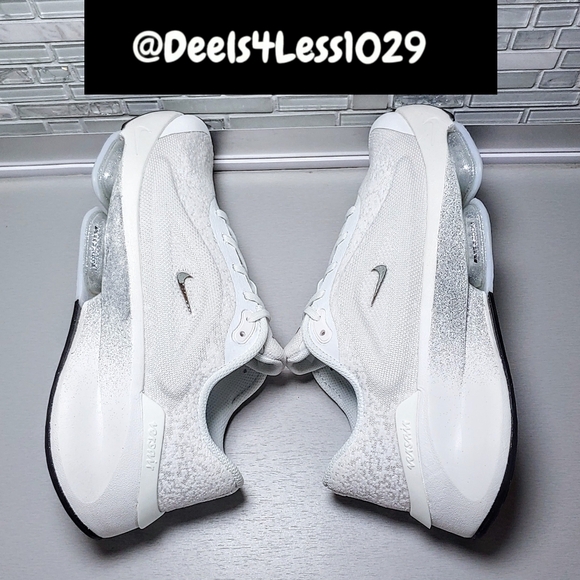 Nike Versair Running PRM Womens Size 8 White Silver Metallic Black - Picture 5 of 6